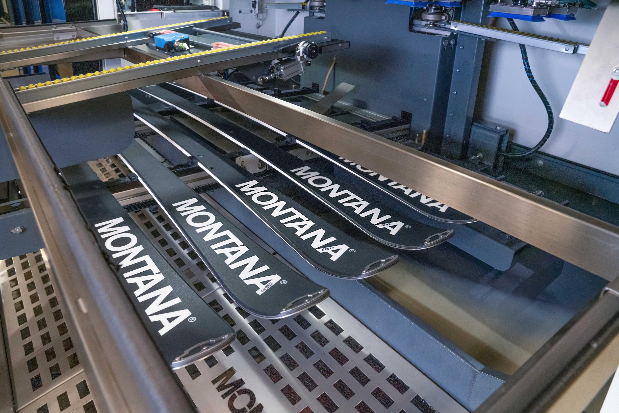 MONTANA Sistema di caricamento sci MONTANA